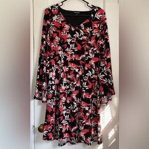 Roz & Ali Bell Sleeve Rose/pink/Black Floral Dress, top part is lineup, Sz: XS